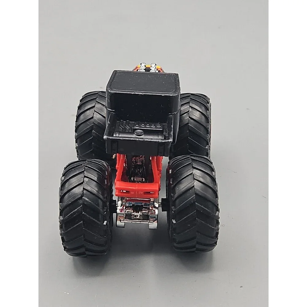 Hot Wheels Monster Jam Truck 1:64 Bone Shaker Diecast Flame Black Red